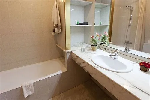 Апартаменти Torre Playa Порт-де-Польєнса