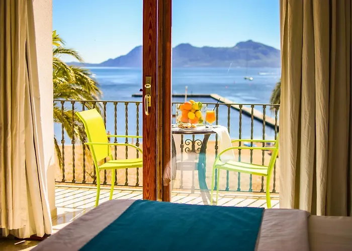 Апартаменти Torre Playa Порт-де-Польєнса